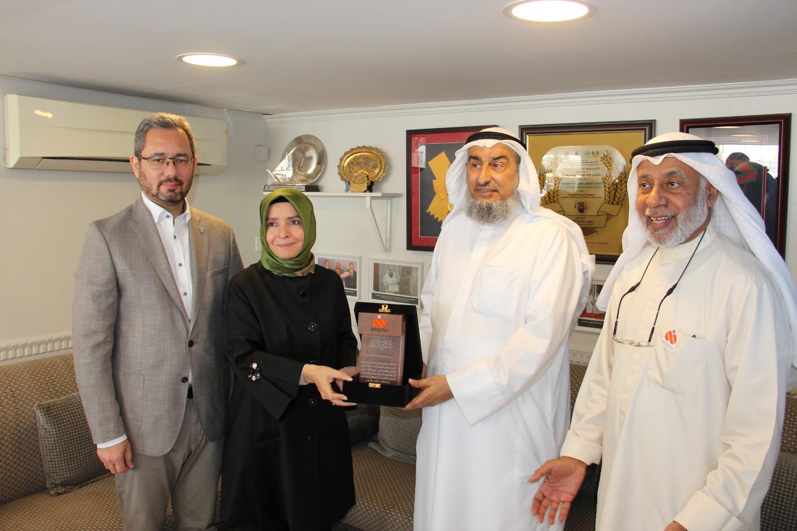Al Rahma International Receives the Turkish Ambassador to Kuwait